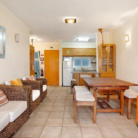 Energia Dourada - Nyaraló *